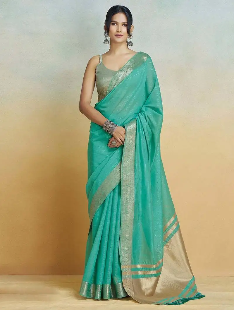 Firozy silk blend saree with unstitched blouse