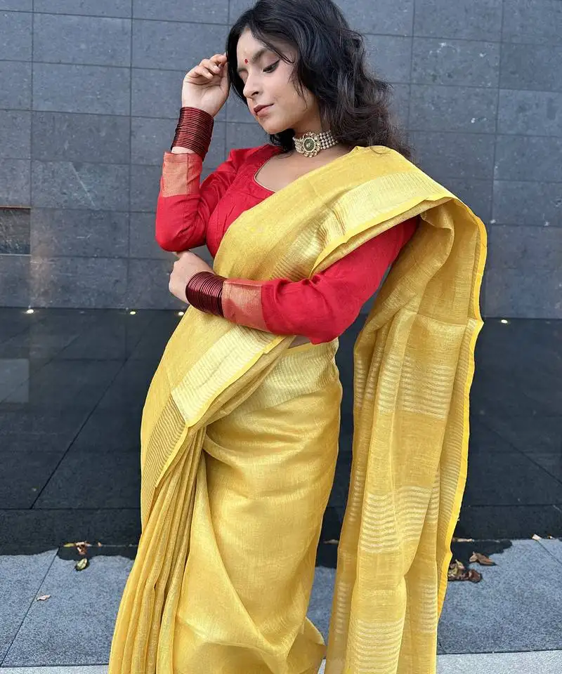 Golden handloom tissue linen saree without blouse