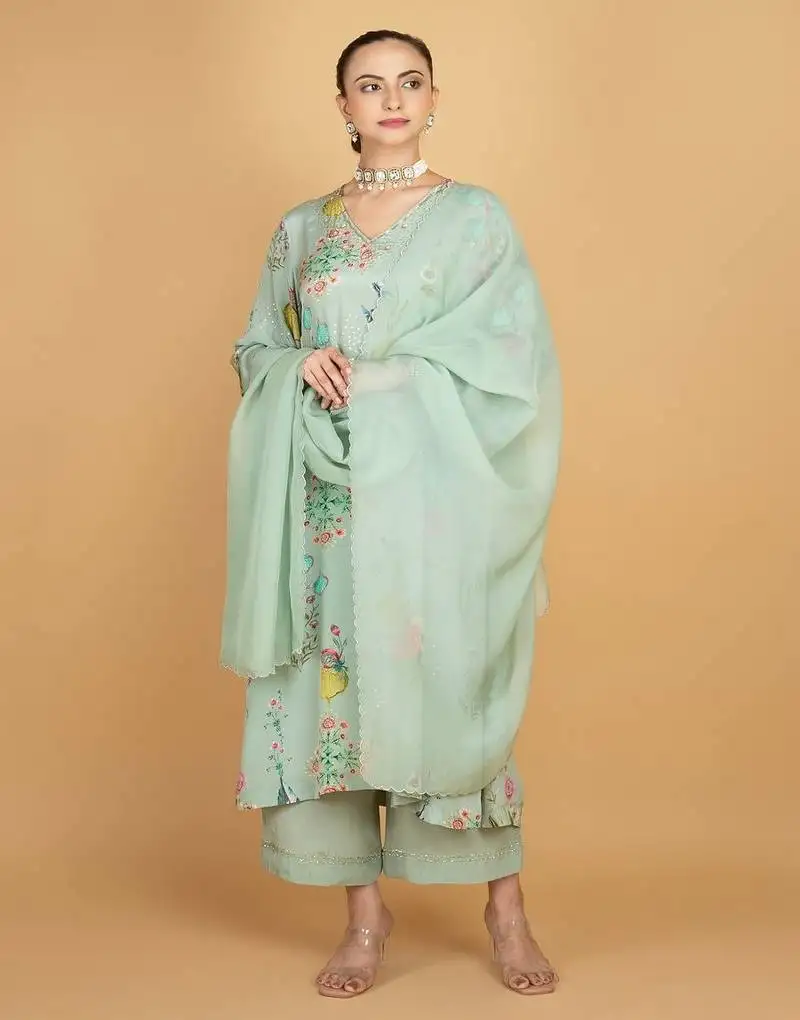 Green floral printed crepe kurta set