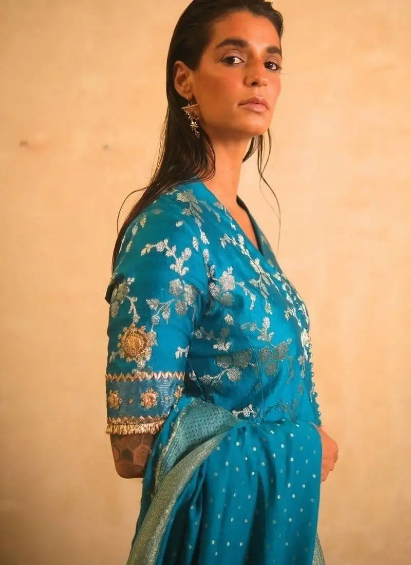 Turquoise-blue embroidered lehenga