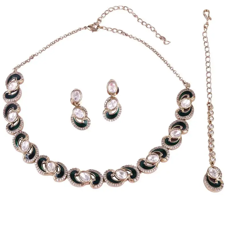 Eye-catchy round and paisley design gold plated choker necklace set with maangikka for women and girls