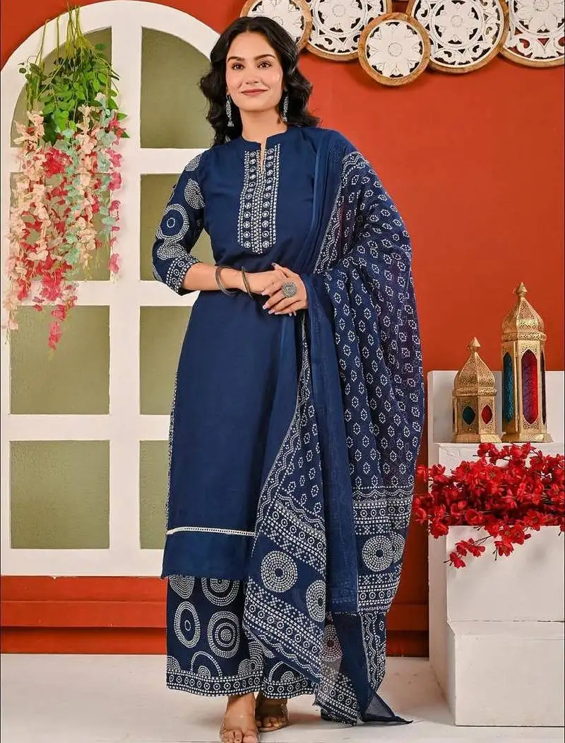 Cotton cambric straight kurti-pant-dupatta set