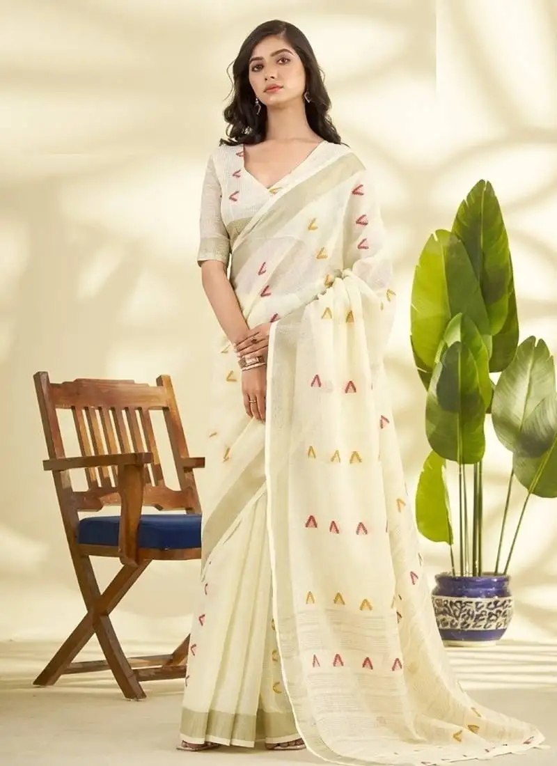 Off-white linen beautiful tussle on pallu casual wear saree