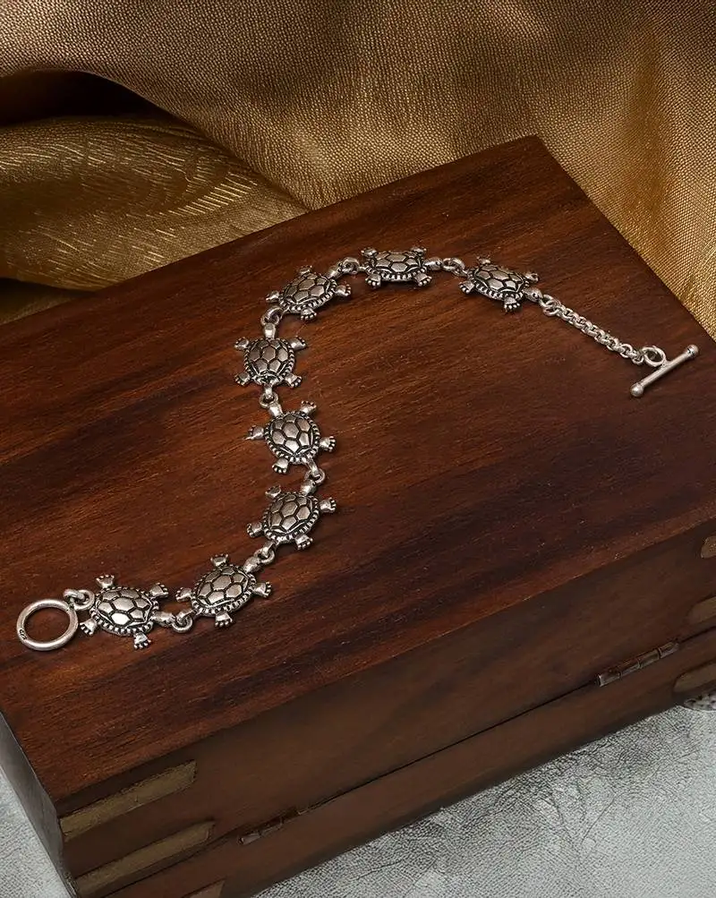 Turtle motif silver anklet