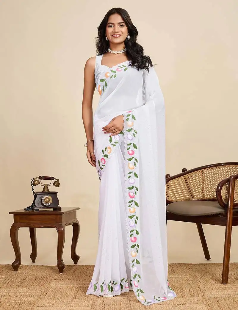 White georget soft saree with unstiched blouse