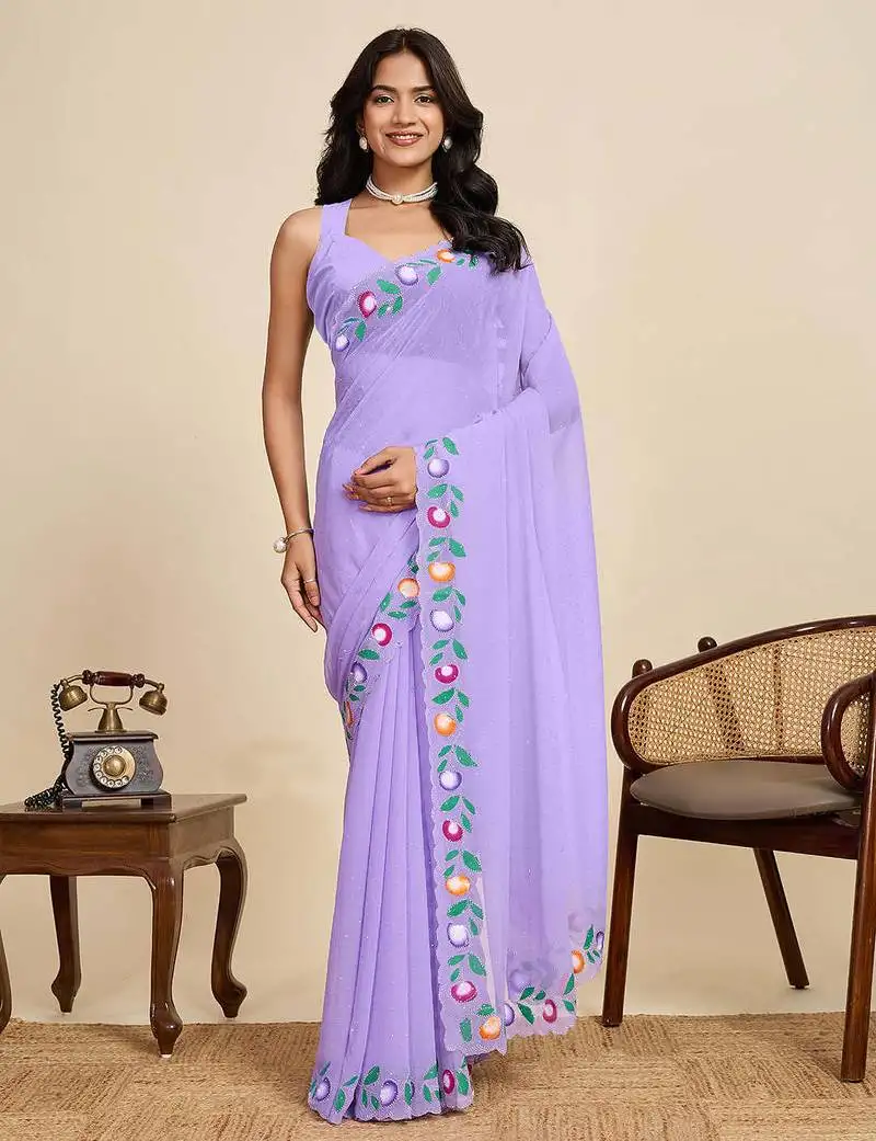 Lavender georget soft saree with unstiched blouse