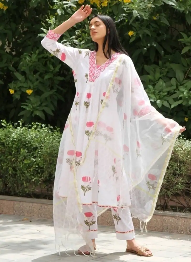 White red hand block printed cotton dobby suit- set of 3