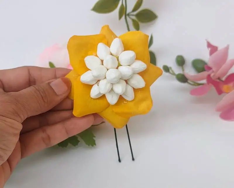 Yellow petals flower brooch