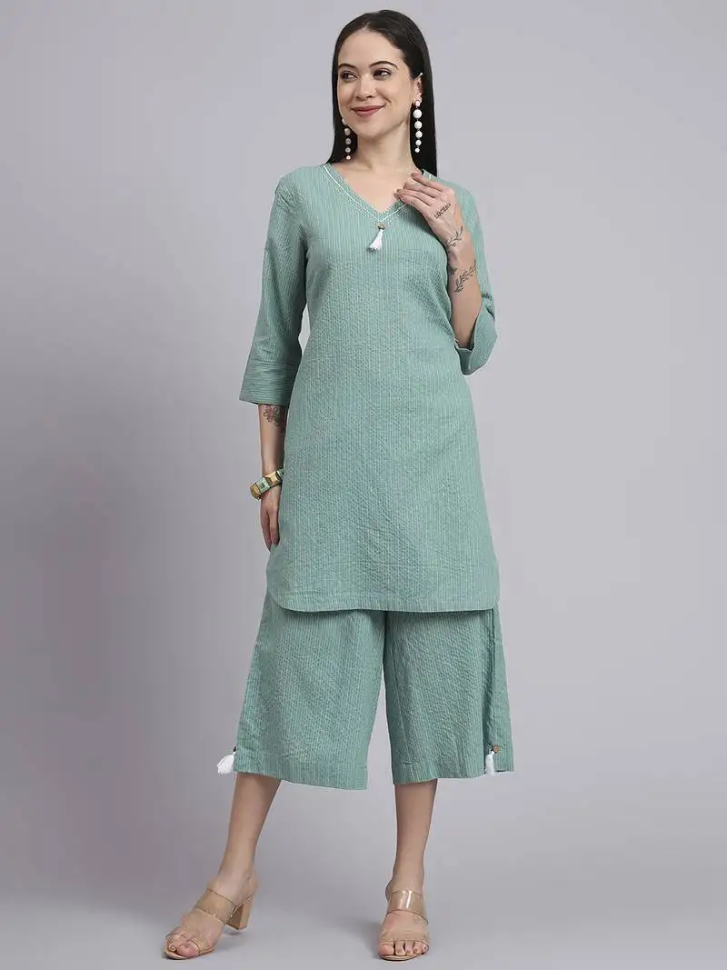 Women green cotton khatha & hand work co-ord set (set of 2)