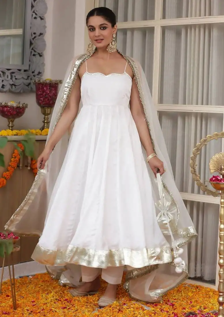 White plain georgette anarkali