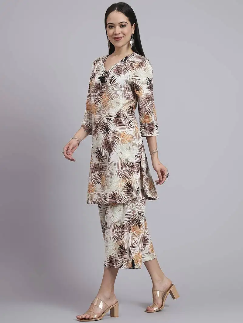 Women cream cotton printed & hand work co-ord set (set of 2)