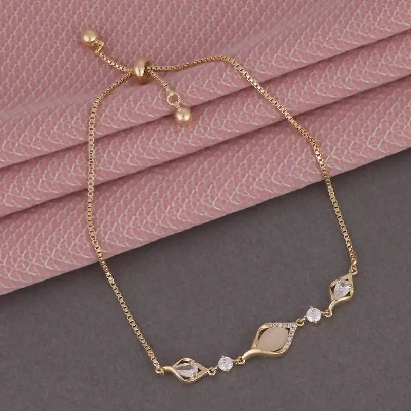 Stylish unique design gold plated free size charm bracelet for women