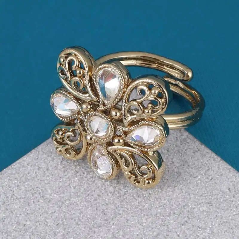 Stylish paisley design gold plated adjustable finger ring for women