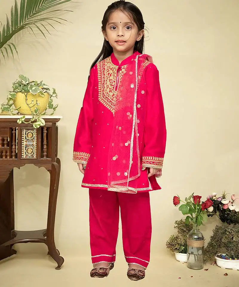 Pink embroidered chanderi kurta set