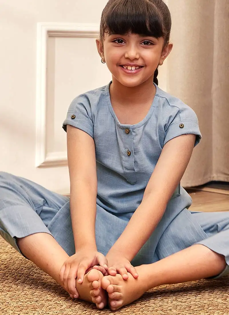 Girl's aqua cotton yoga kurta set with straight pants for kids (age 9-15 years)