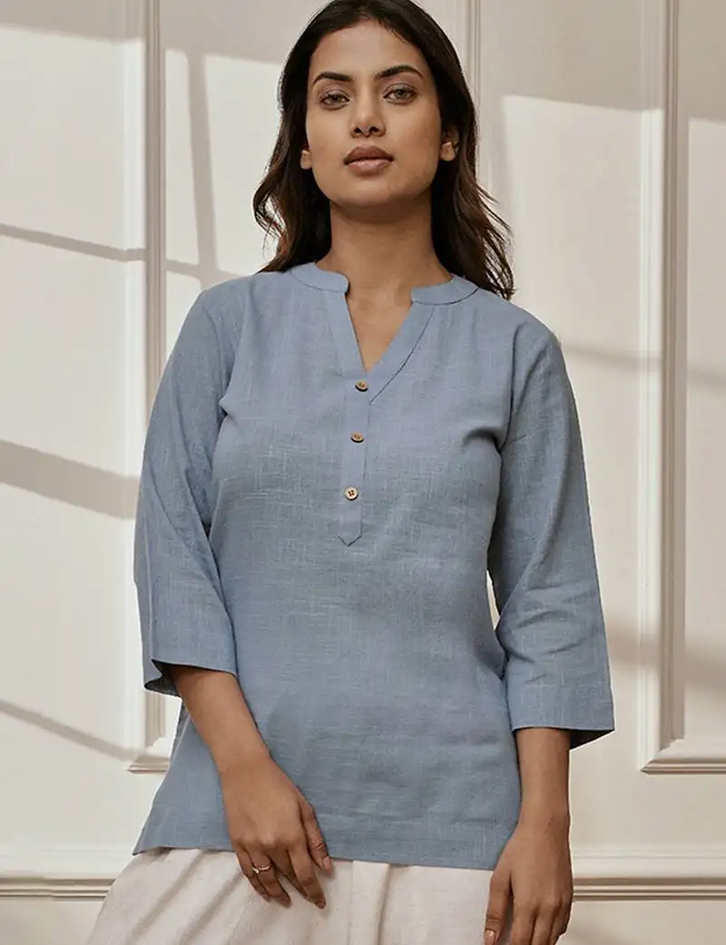 Women's aqua cotton linen yoga kurta with band collar & three quarter sleeves