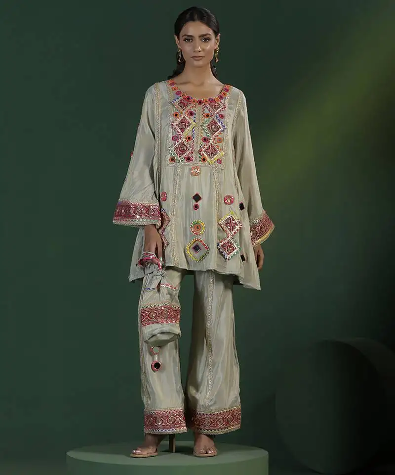 Grey tissue embroidered kurta & pant with potli