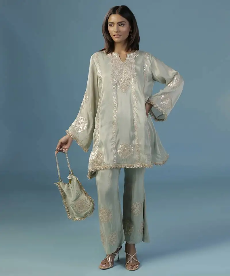 Green tissue embroidered kurta with pant