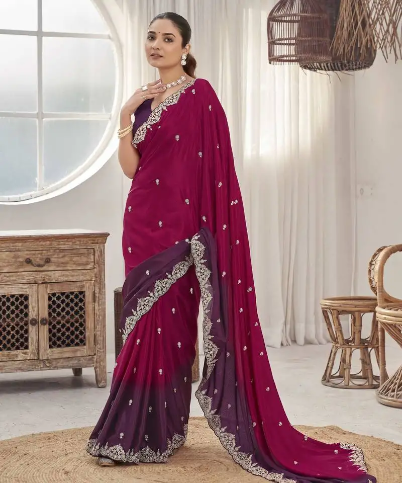 Women's heavy embroidered moss chiffon dual tone wine & maroon color padding saree for women