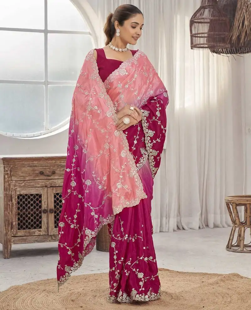 Women's heavy embroidered moss chiffon dual tone pink & peach color padding saree for women