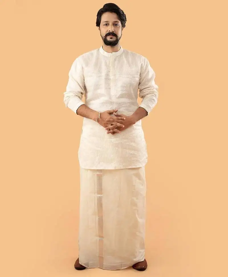 Silver sultan kurta and mundu