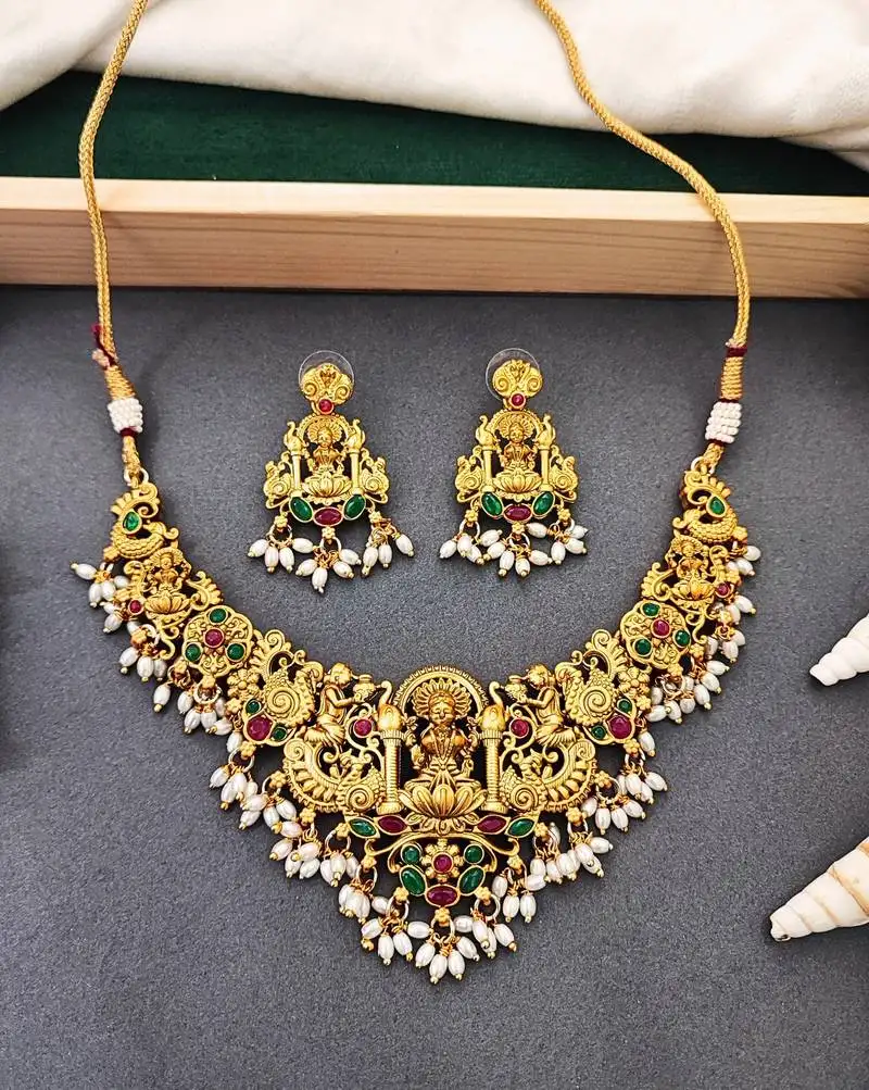 Antique gold temple necklace set with laxmi motif & earrings – bridal jewellery for women