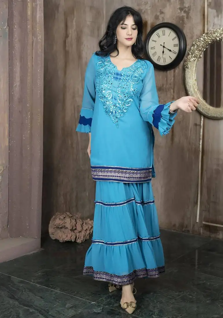 Blue embroidered georgette straight cut kurta