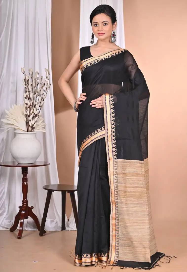 Black cotton dhakai jamdani handloom saree with blouse