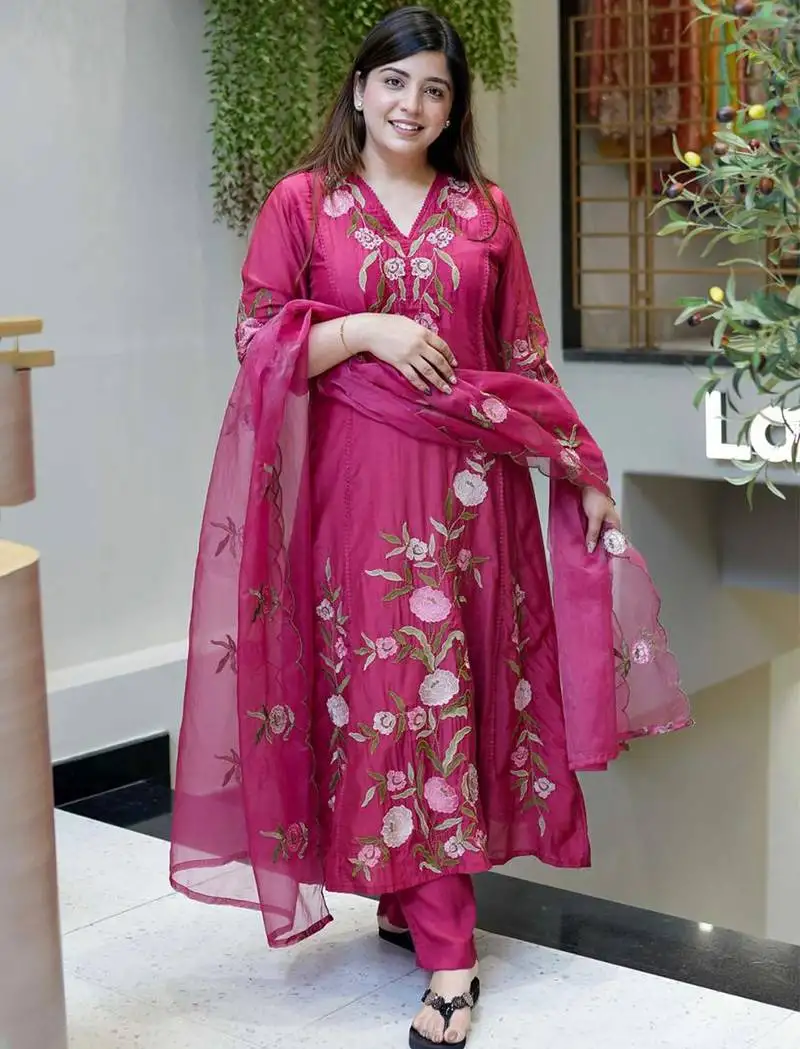 Rani pink chanderi silk heavy thread embroidery work kurta pant set