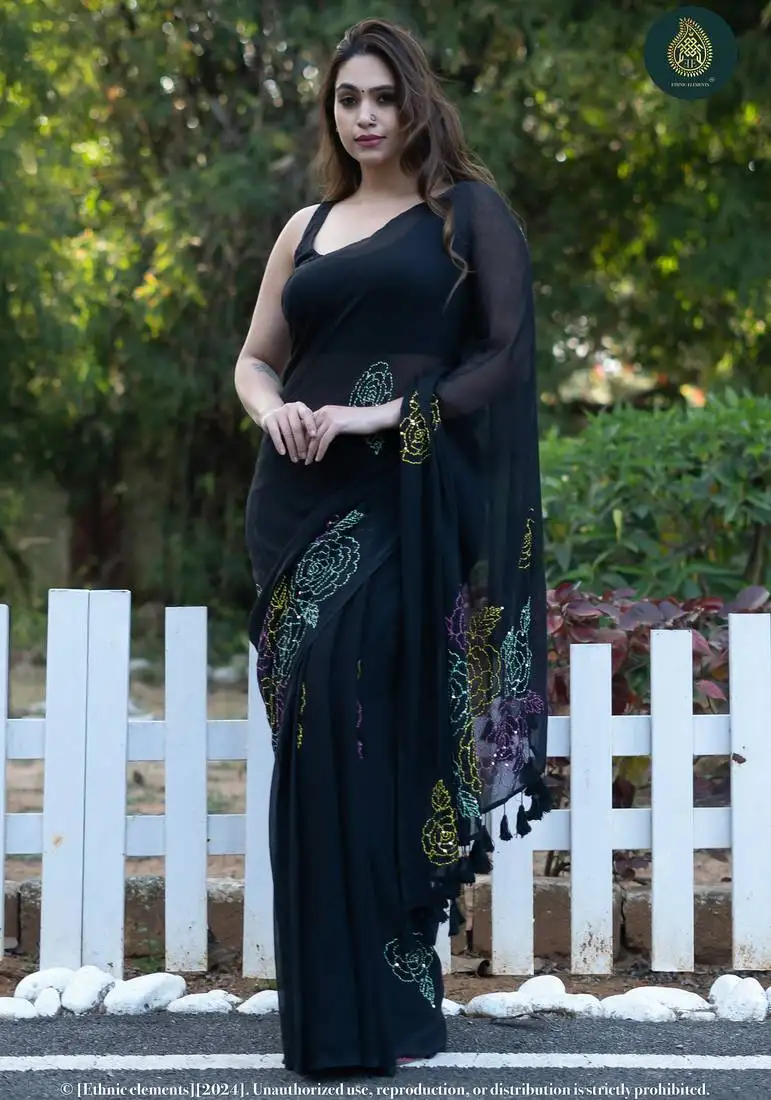 Black rose kantha embroidered mul cotton saree