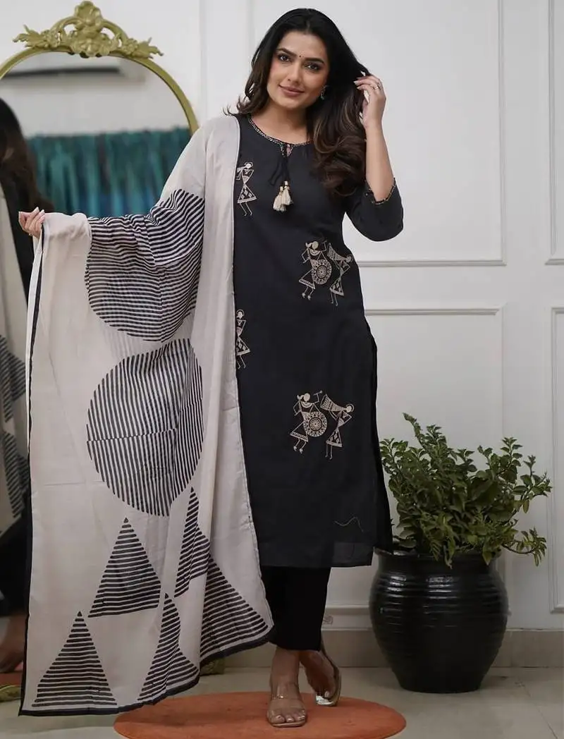 Black pure silk heavy thread embroidery work with printed dupatta kurta pant set