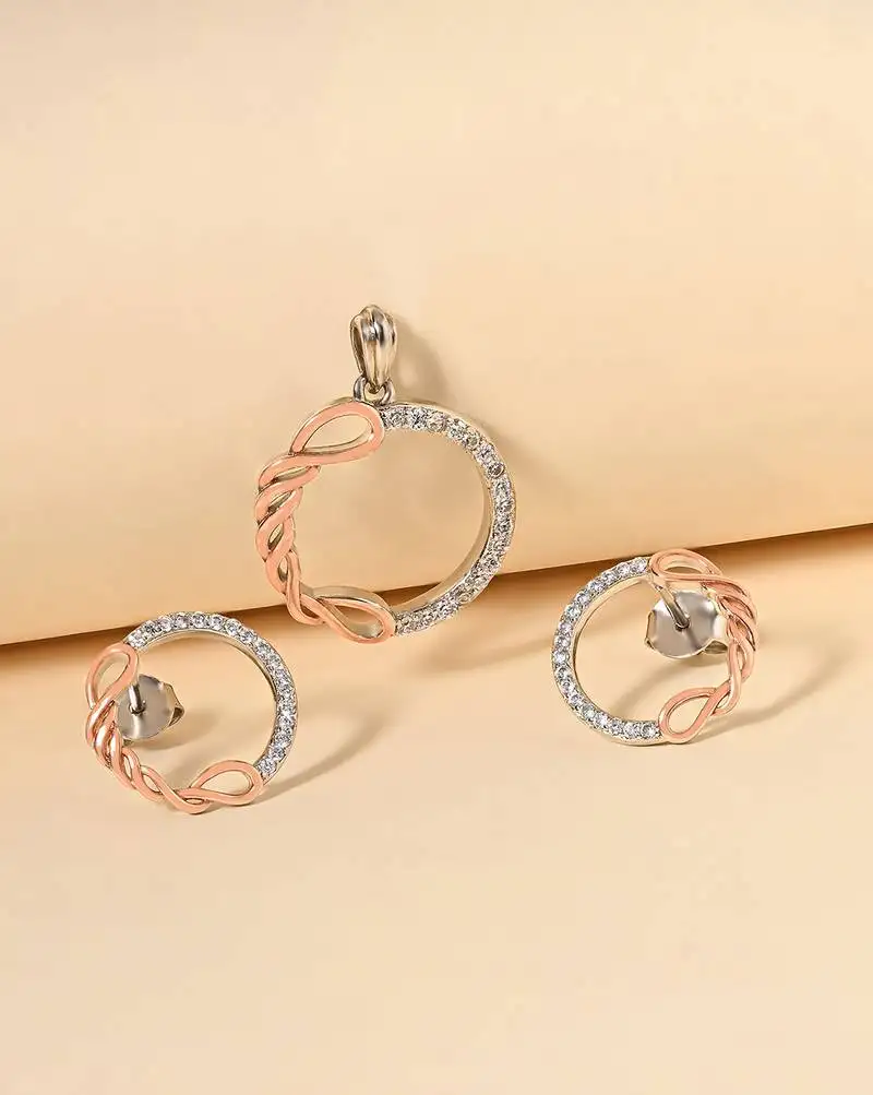 Rose gold cubic zirconia pendant set with dual-tone design