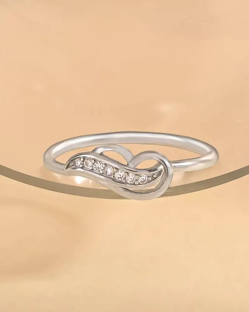 Touch925 eternal embrace silver ring with single cz stone in 925 purity for women