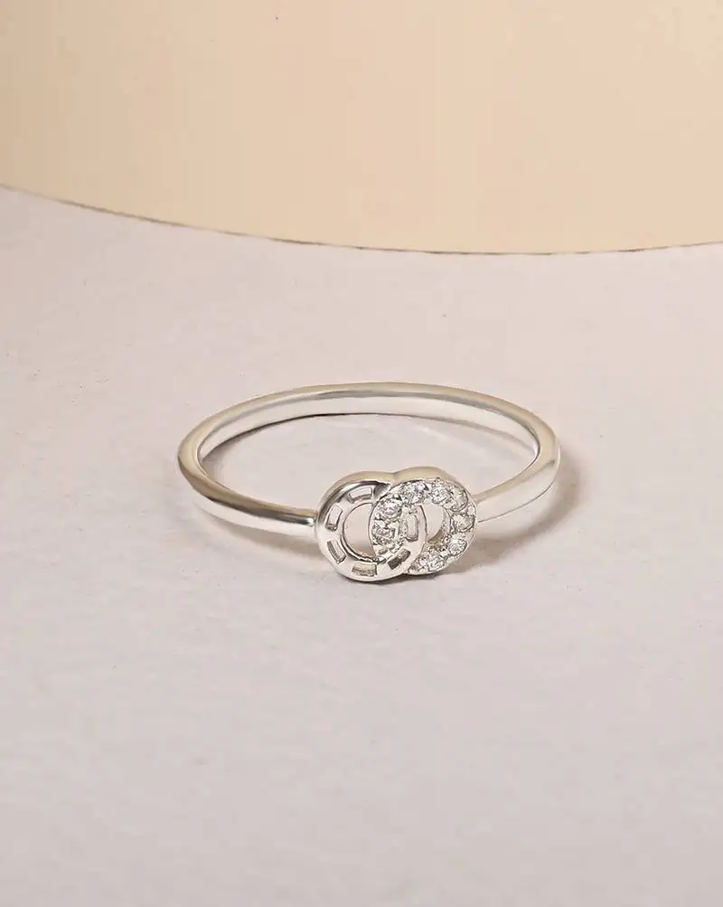 Touch925 linked radiance silver ring with cz stones in 925 purity for women