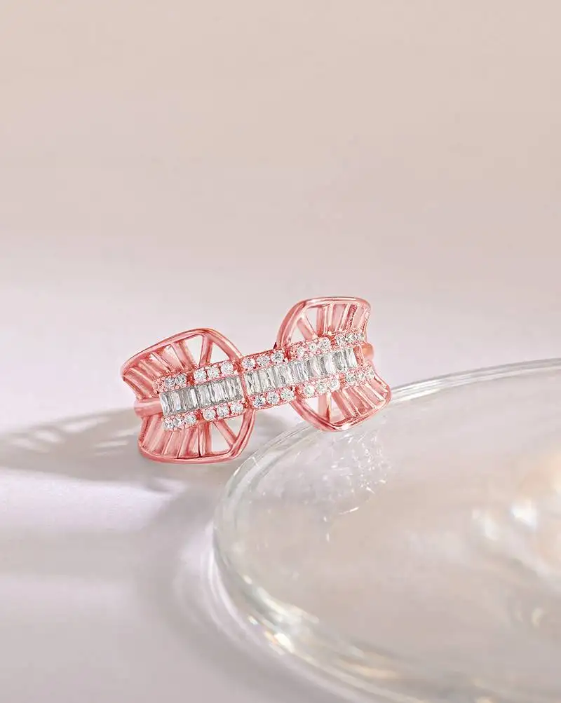 Touch925 enchanting harmony silver ring with rose gold accents in 925 purity for women