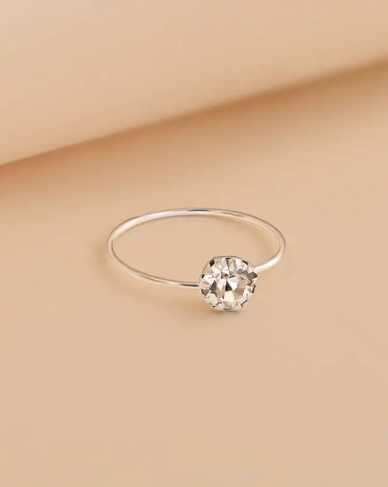 Silver bali nose pin