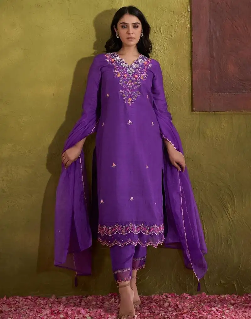 Ira eminence embroidered suit set