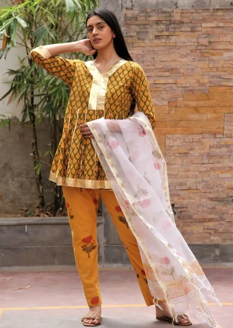 Green hand block printed cotton dobby suit- set of 3