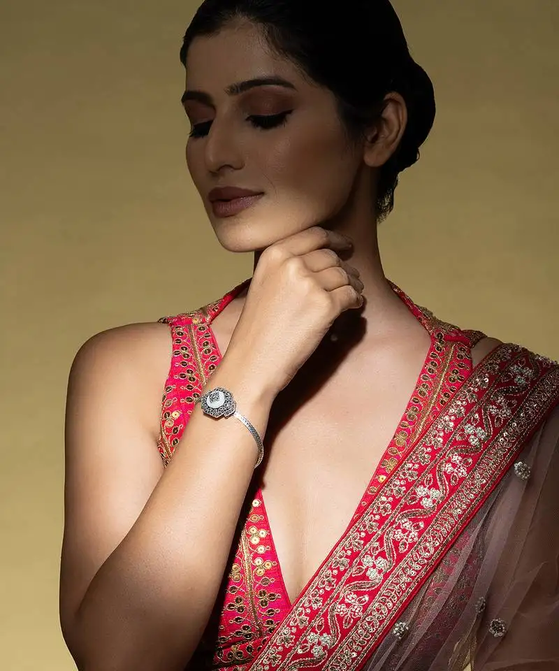 Hexagonal silver bracelet