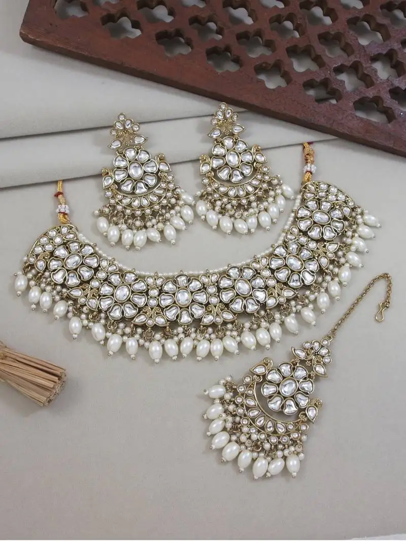 Gold plated traditional kundan & pearl drop choker necklace jewellery & dangle earrings set for women