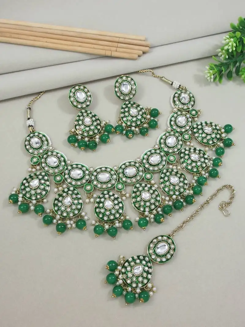 Gold plated traditional kundan & pearl drop bridal necklace with earrings & maang tikka jewellery set for women