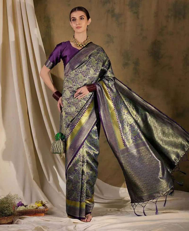 Burgundy banarasi art silk saree with luxurious weaving for weddings