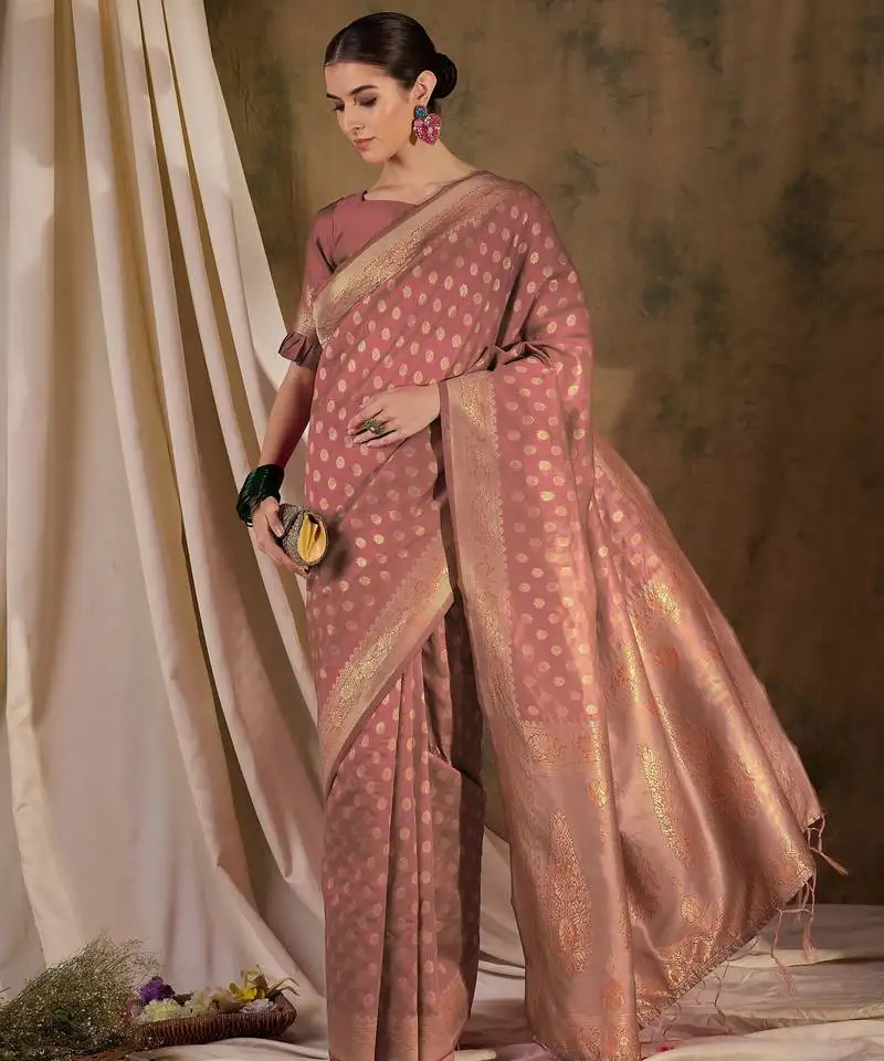 Peach banarasi art silk saree with minimalist weaving elegance