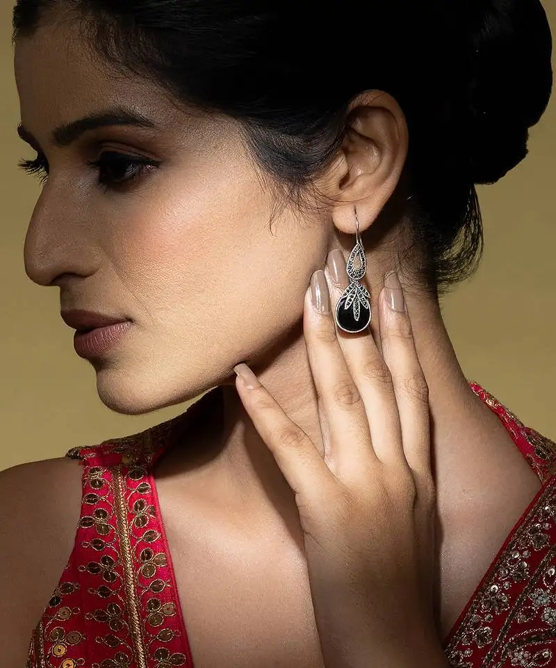 Teardrop black stone silver earrings