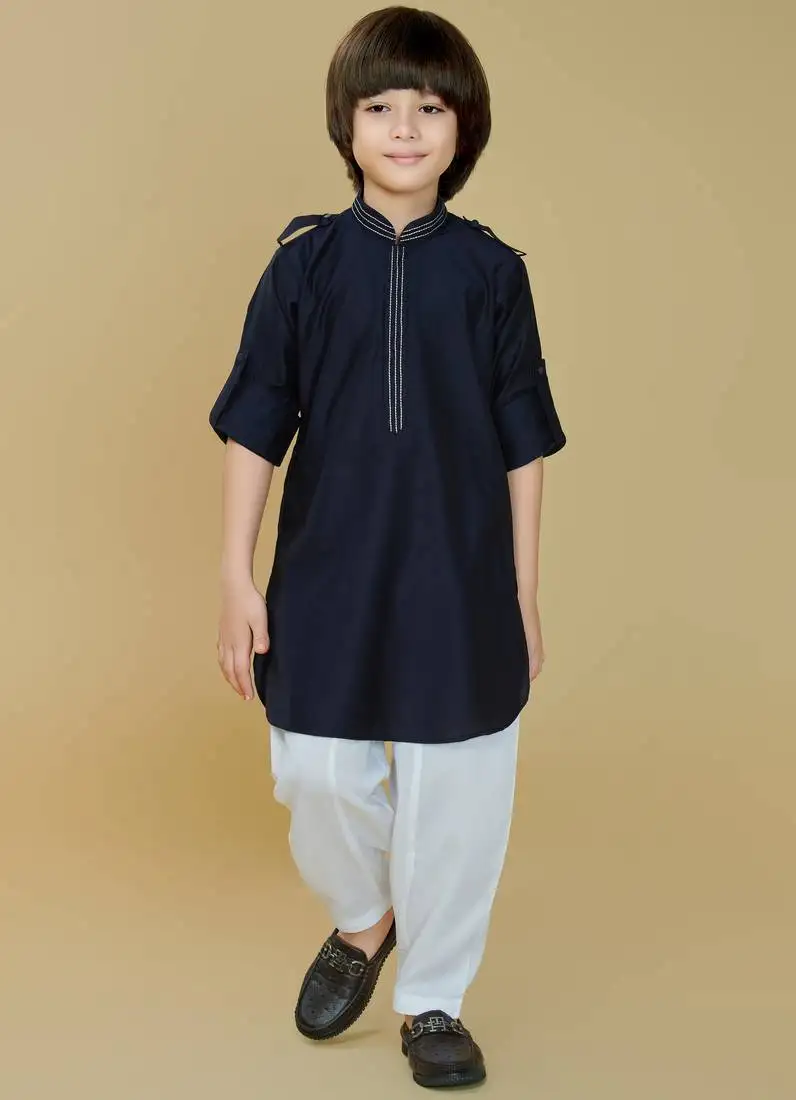 Navy blue cotton blend solid kurta and pant set