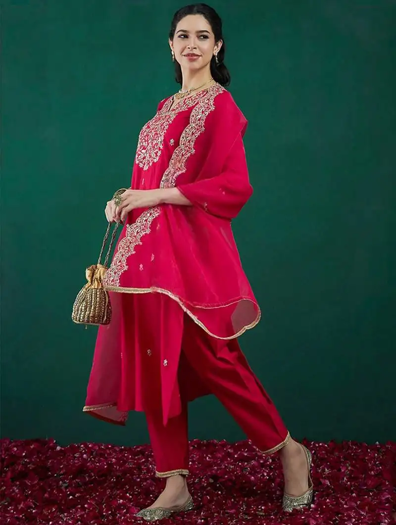 Pink chanderi heavy thread embroidered work kurta pant set