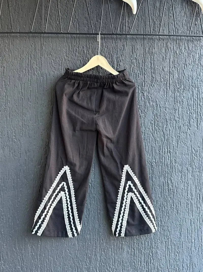 Black embroidered cotton pant