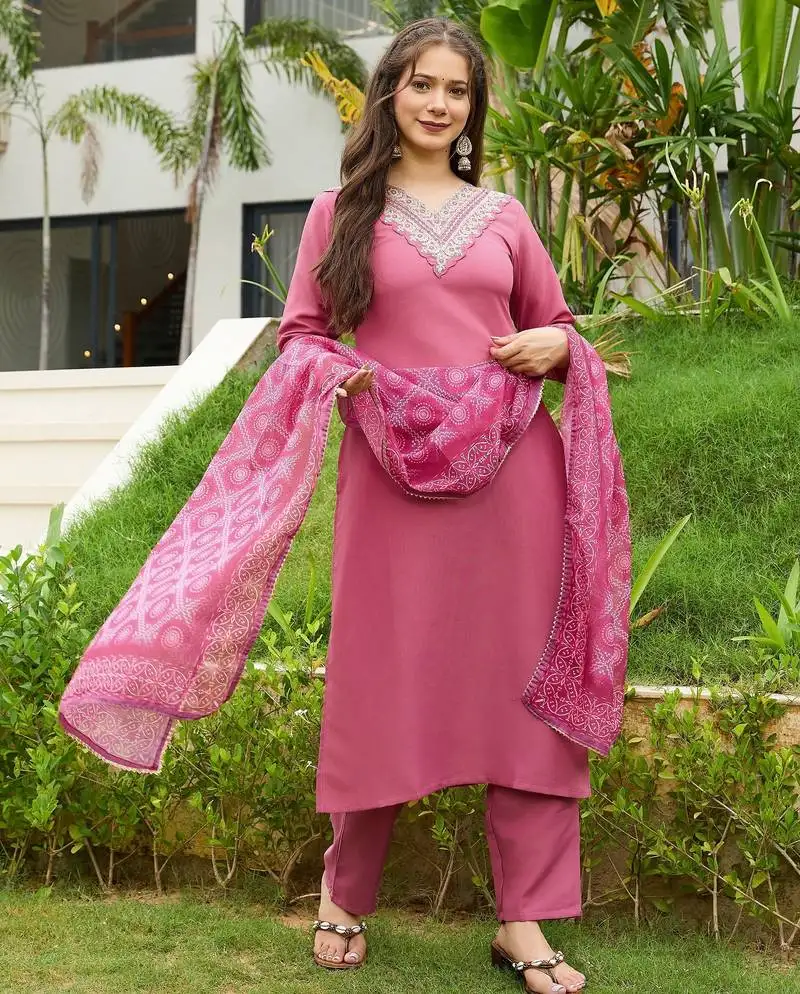 Gajri color smart and festive readymade rayon fabic kurta set
