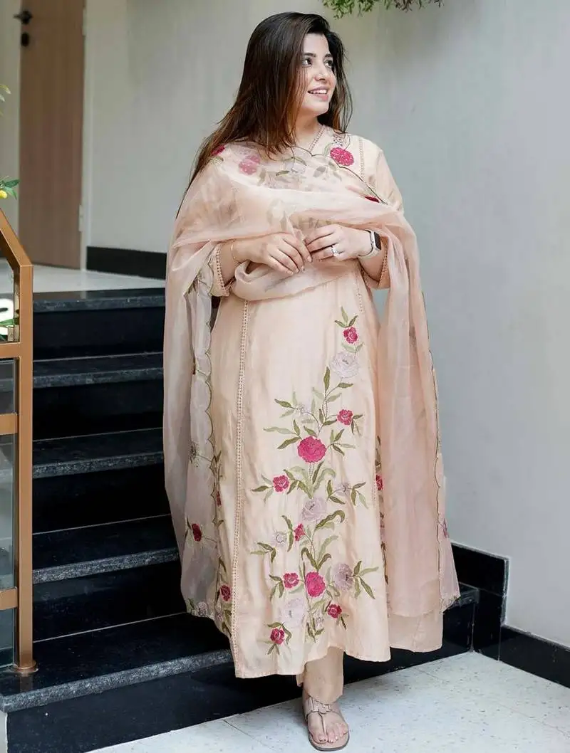 Peach color bsy chanderi fabric ethnic kurta set with embroidery work