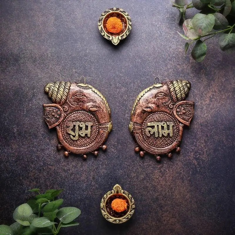 The handicraftian trunk subh labh set